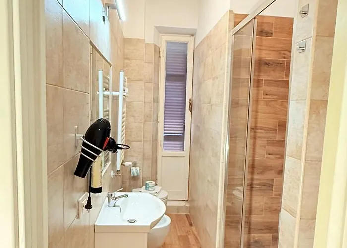 Dimora Frattina فندق مبيت وإفطار